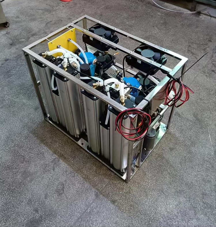 20L 拷贝.jpg